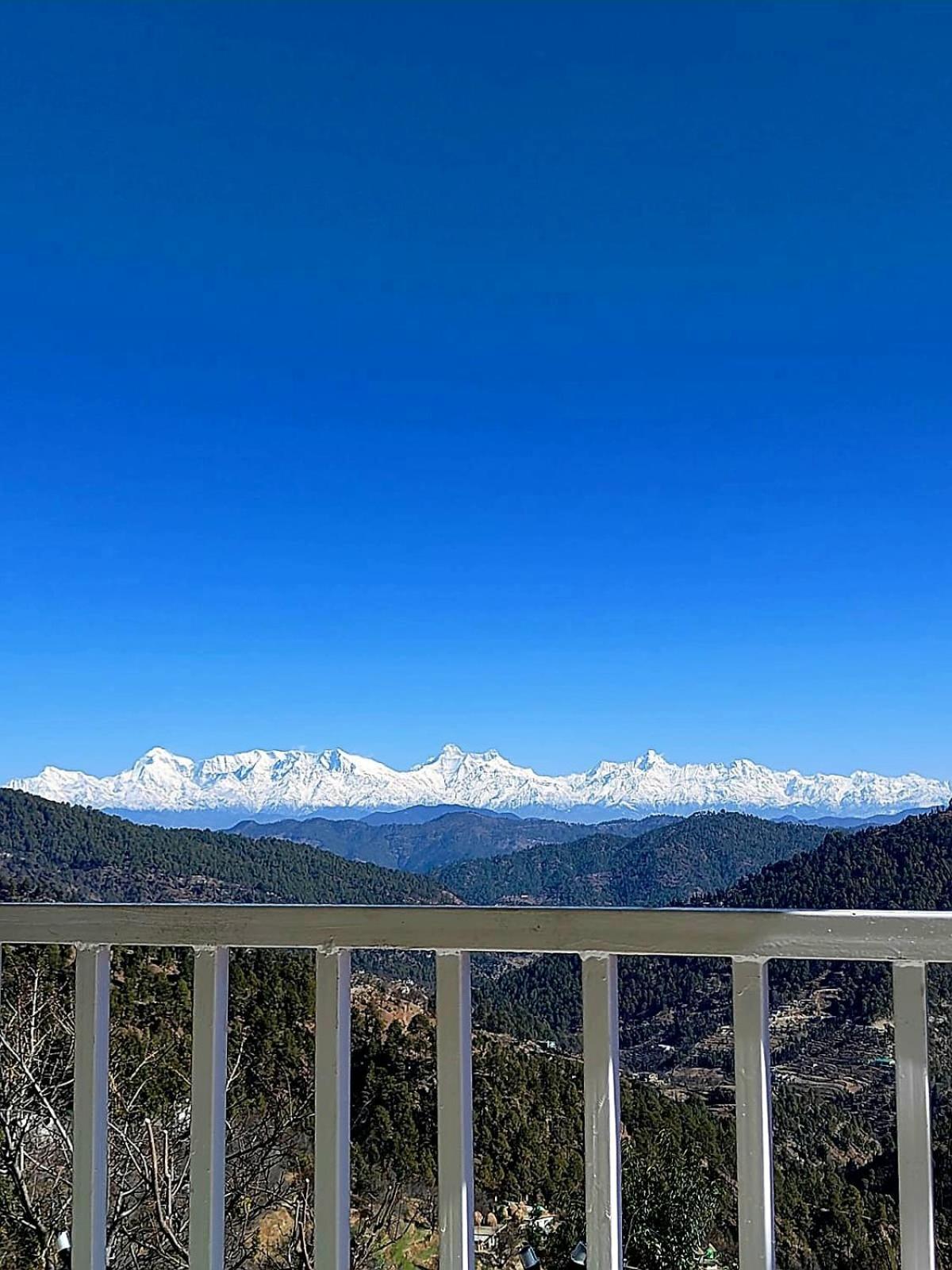 The Pahadi Nest Mukteshwar Hotel Eksteriør billede